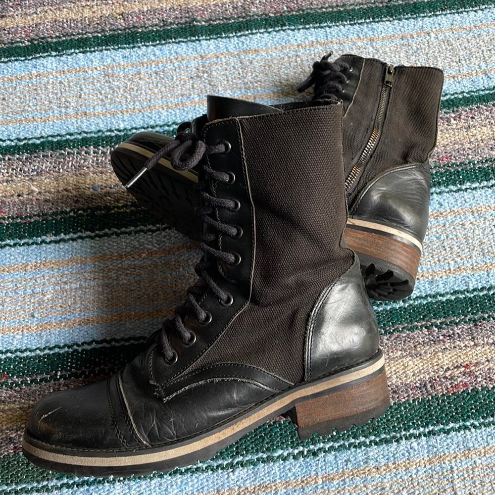 Steve Madden leather and canvas boots